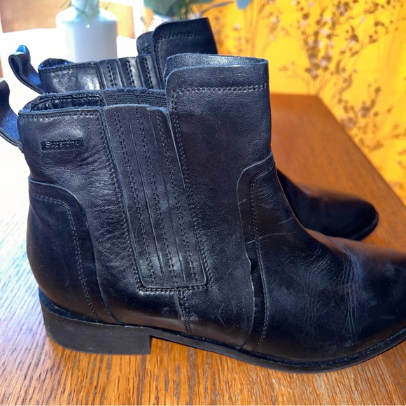 Superdry Black Leather Ankle Chelsea Boots Size 7 - Picture 2 of 12